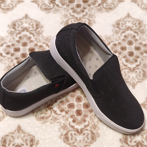 Women's FootJoy Black Slip-On Golf Shoes - Picture 4 of 10